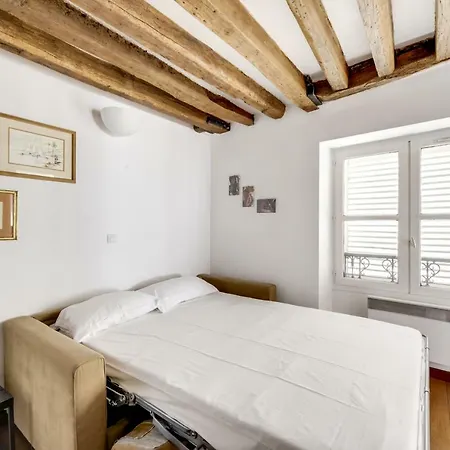 Saint Germain Des Pres Unit 002 * Párizs