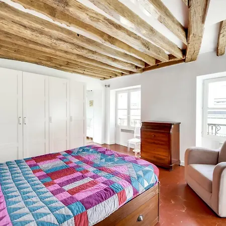 Saint Germain Des Pres Unit 002 * Párizs